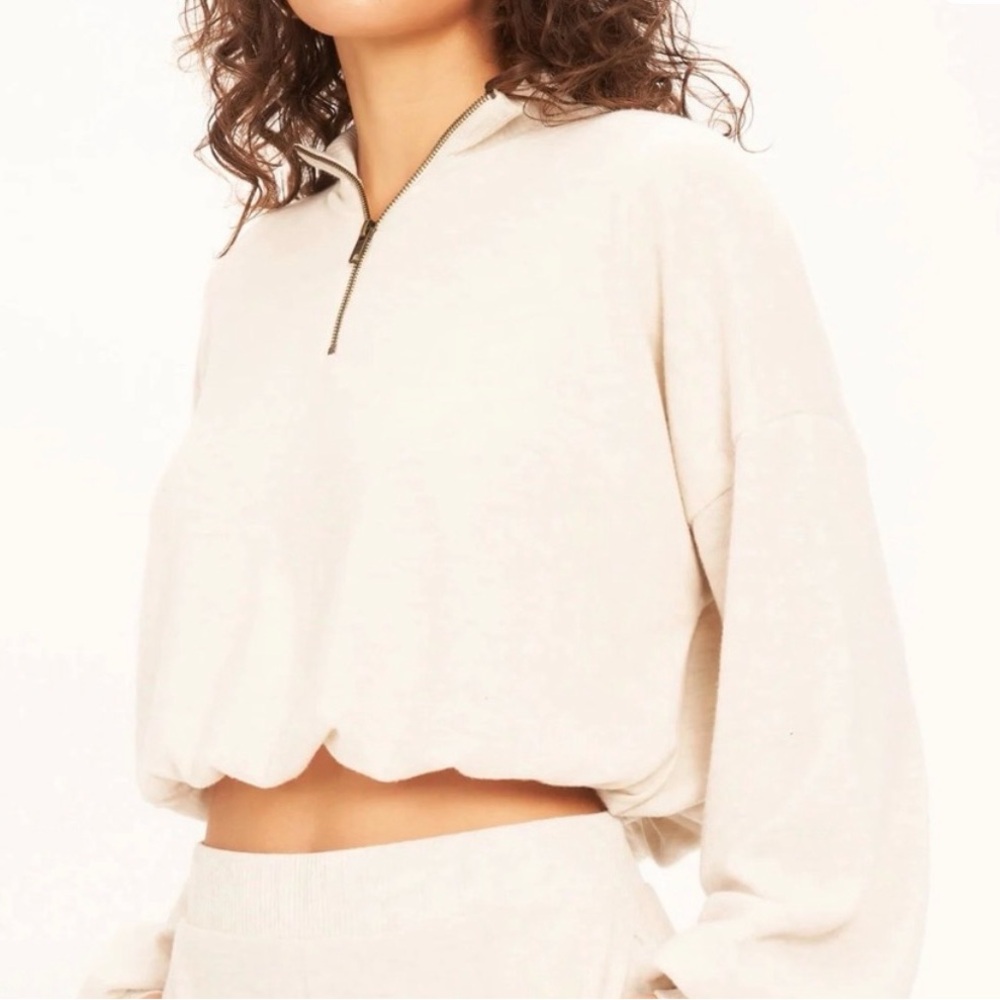 Public Social T cream Quarter-Zip Cropped Sweatshirt